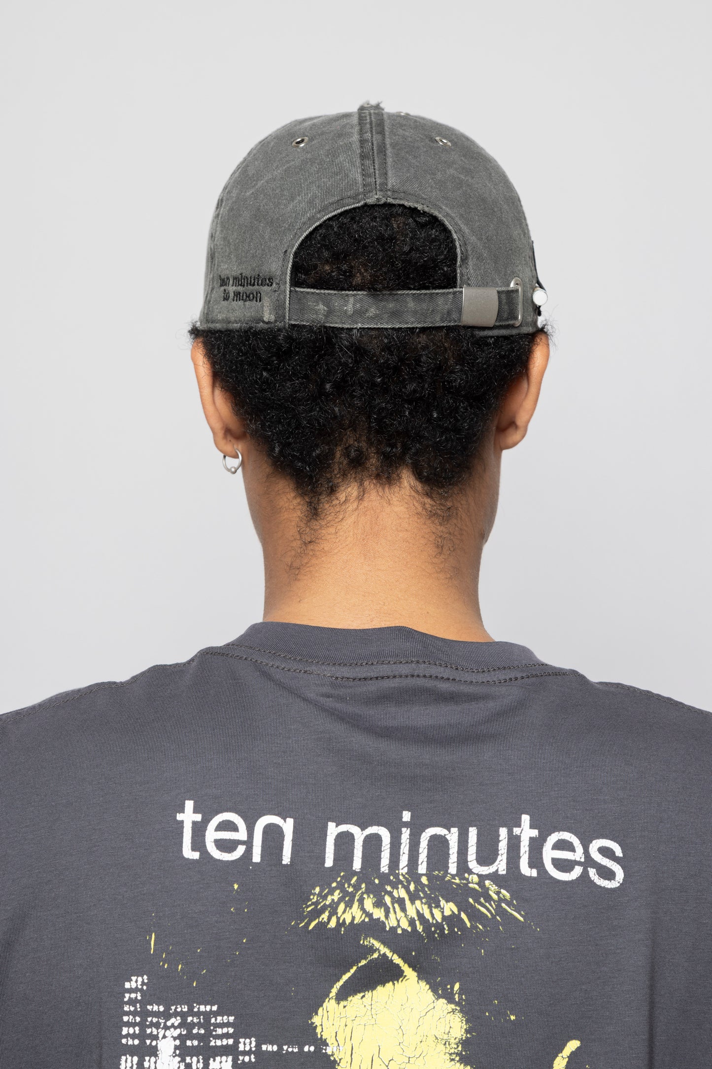 EYELETS FLAG HAT – WASHED BLACK