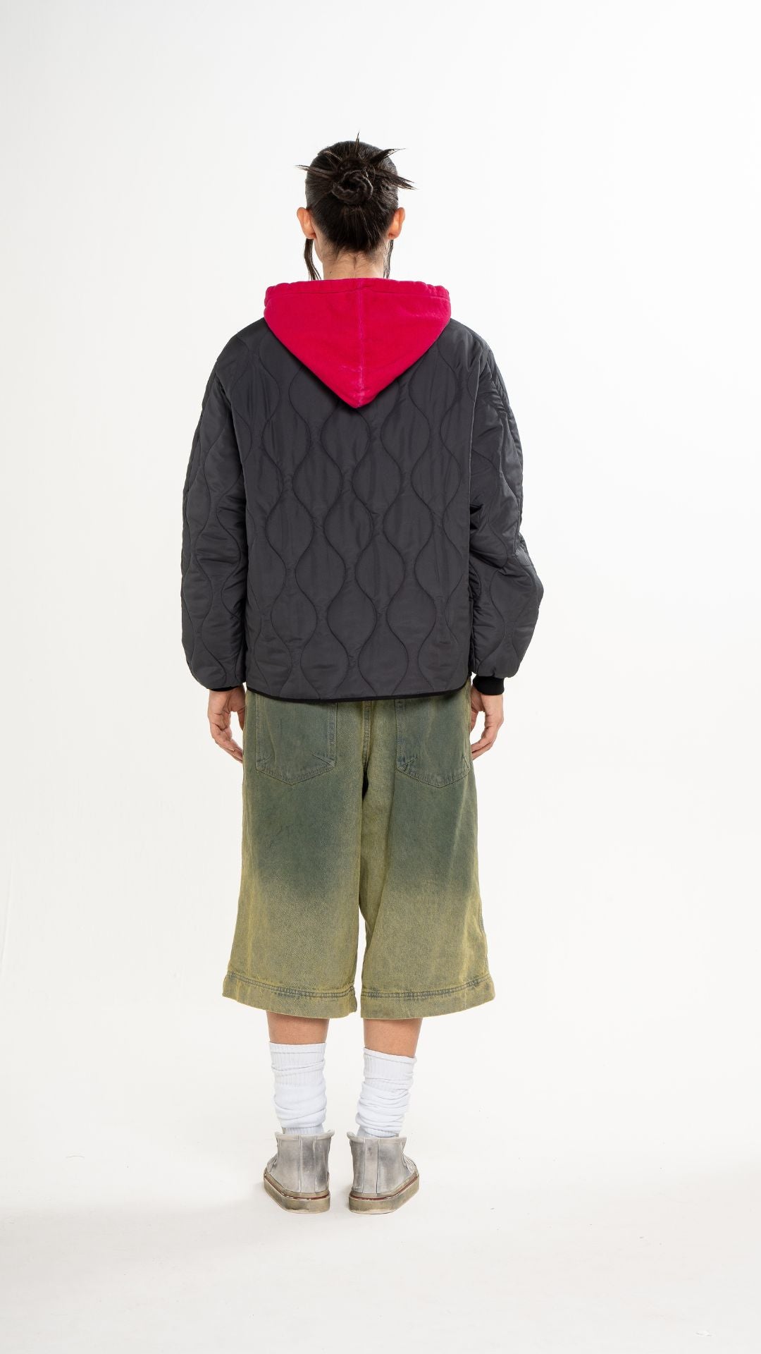 ZIP-UP QUILTED LINER – GRAPHITE