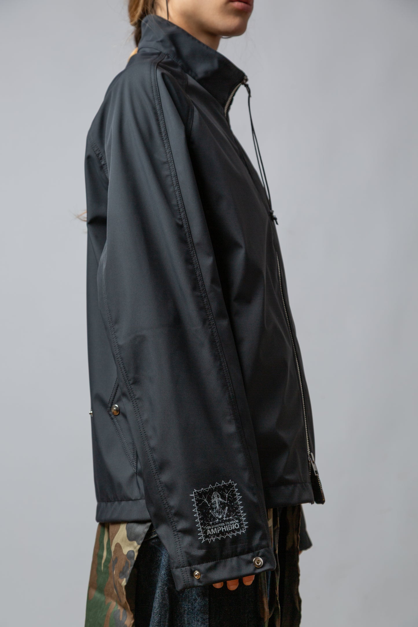 ASYMMETRIC AMPHIBIO TURTLE NECK JCKT