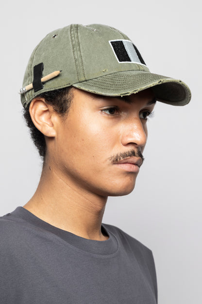 EYELETS FLAG HAT – WASHED OLIVE