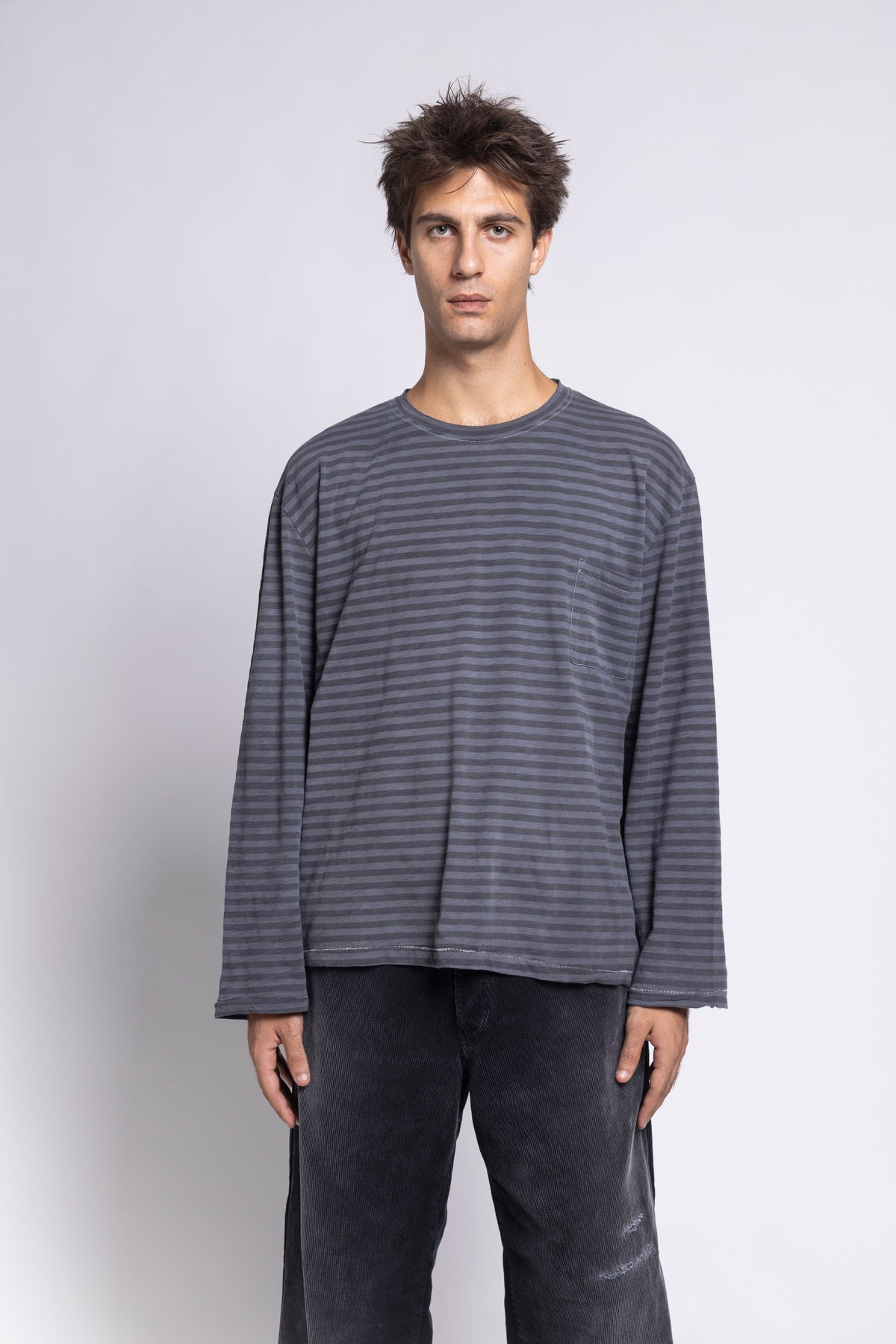 STRIPED SINGLE-STITCH SLUB LONGSLEEVE – GREY