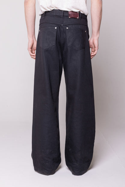 BLACK JAPANESE SELVEDGE RAW DENIM