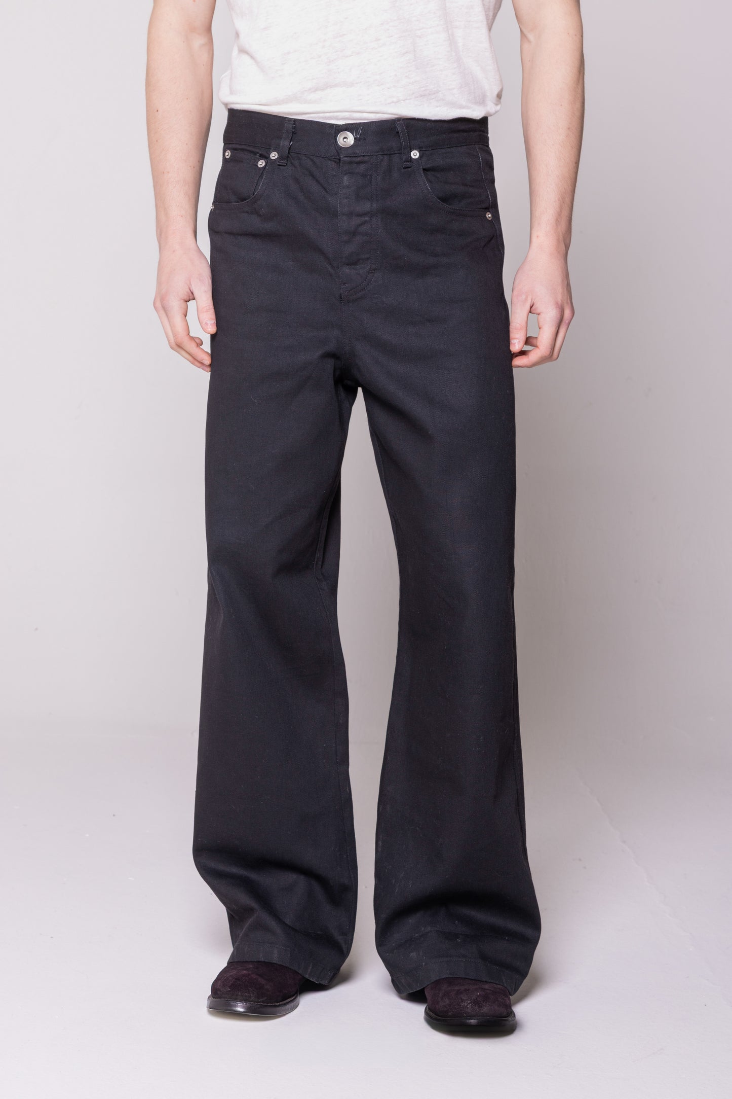 BLACK JAPANESE SELVEDGE RAW DENIM
