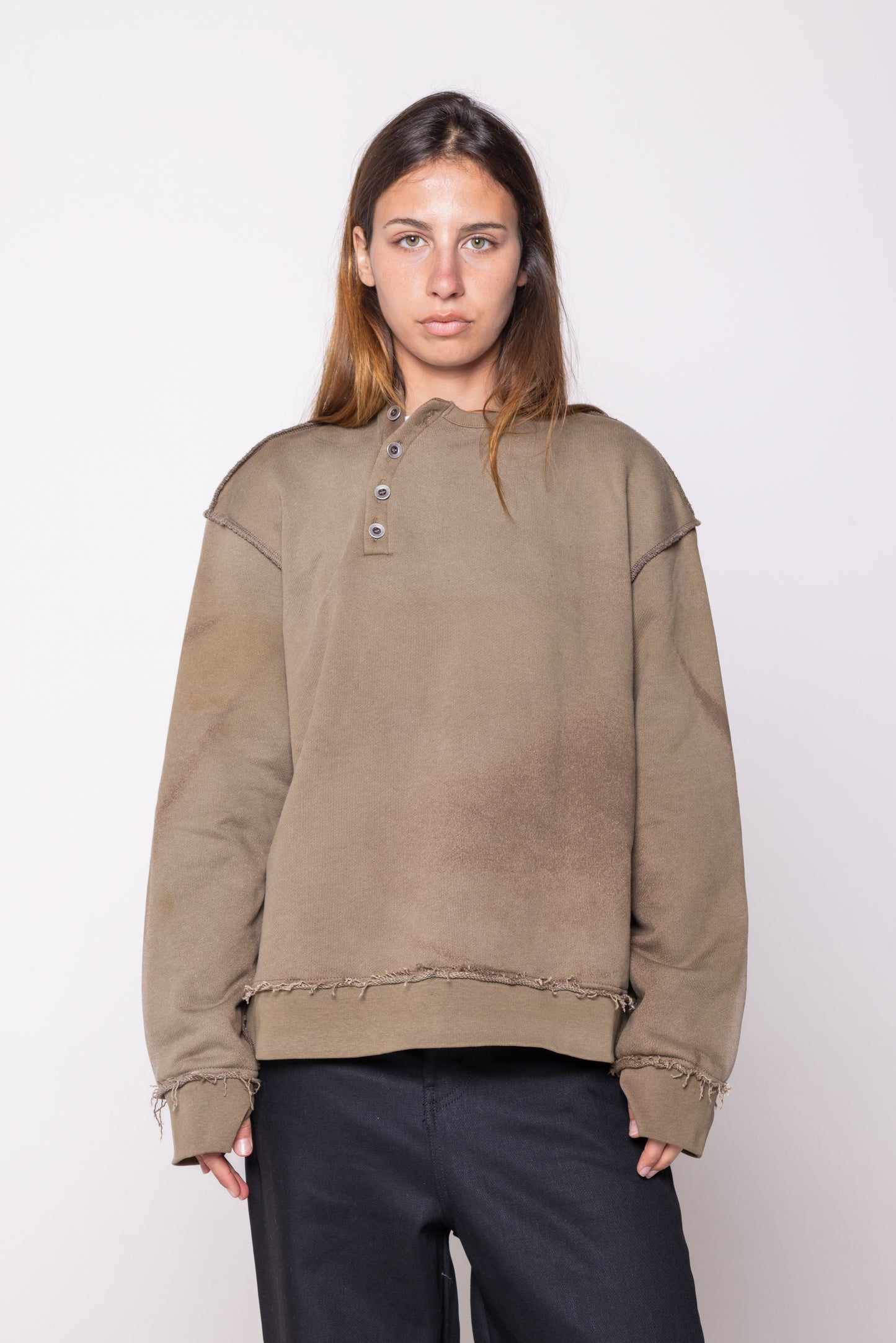 ASYMMETRIC BUTTON CHEST RAW CREWNECK